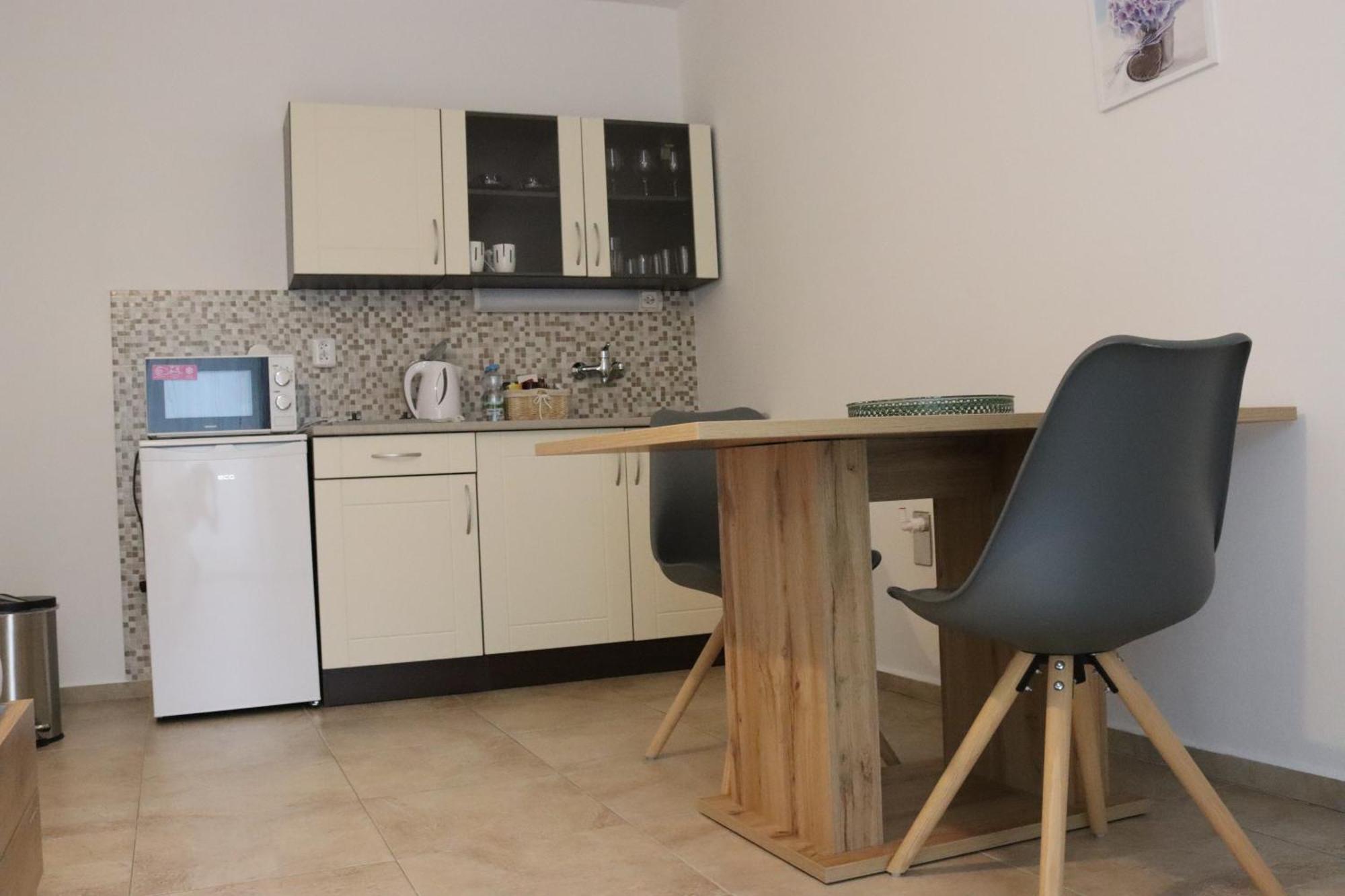 Penzion-Apartman Soucek Їндржихув-Градец Екстер'єр фото